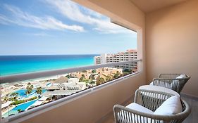 Wyndham Grand Cancun All Inclusive Resort & Villas